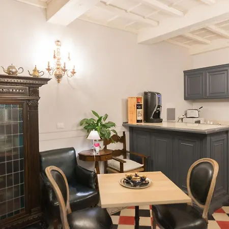 Corte Dei Neri Residenza D'epoca Bed & Breakfast Florence