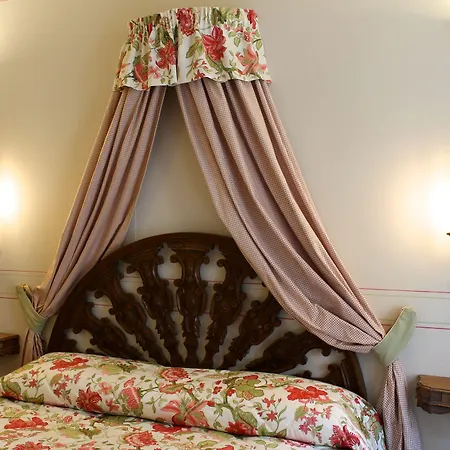 Bed & Breakfast Corte Dei Neri Residenza D'epoca 4*