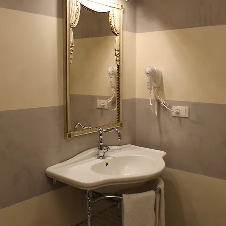 Corte Dei Neri Residenza D'epoca Bed & Breakfast 4*