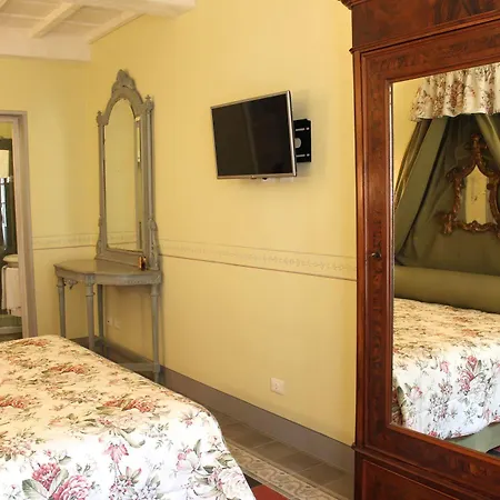 Bed & Breakfast Corte Dei Neri Residenza D'epoca Florence
