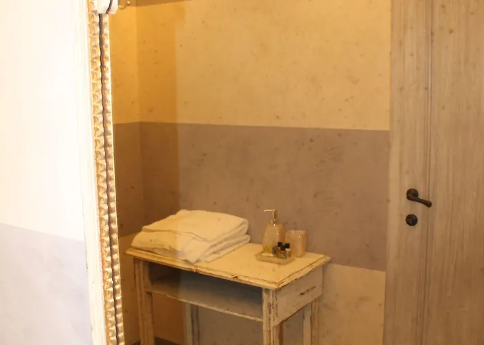 Corte Dei Neri Residenza D'epoca Bed & Breakfast Firenze